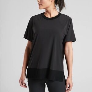 Athleta Zephry Tee Size XS